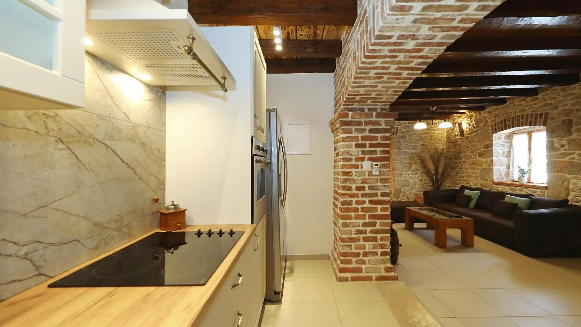 Villa Romantika Dalmacija 닌