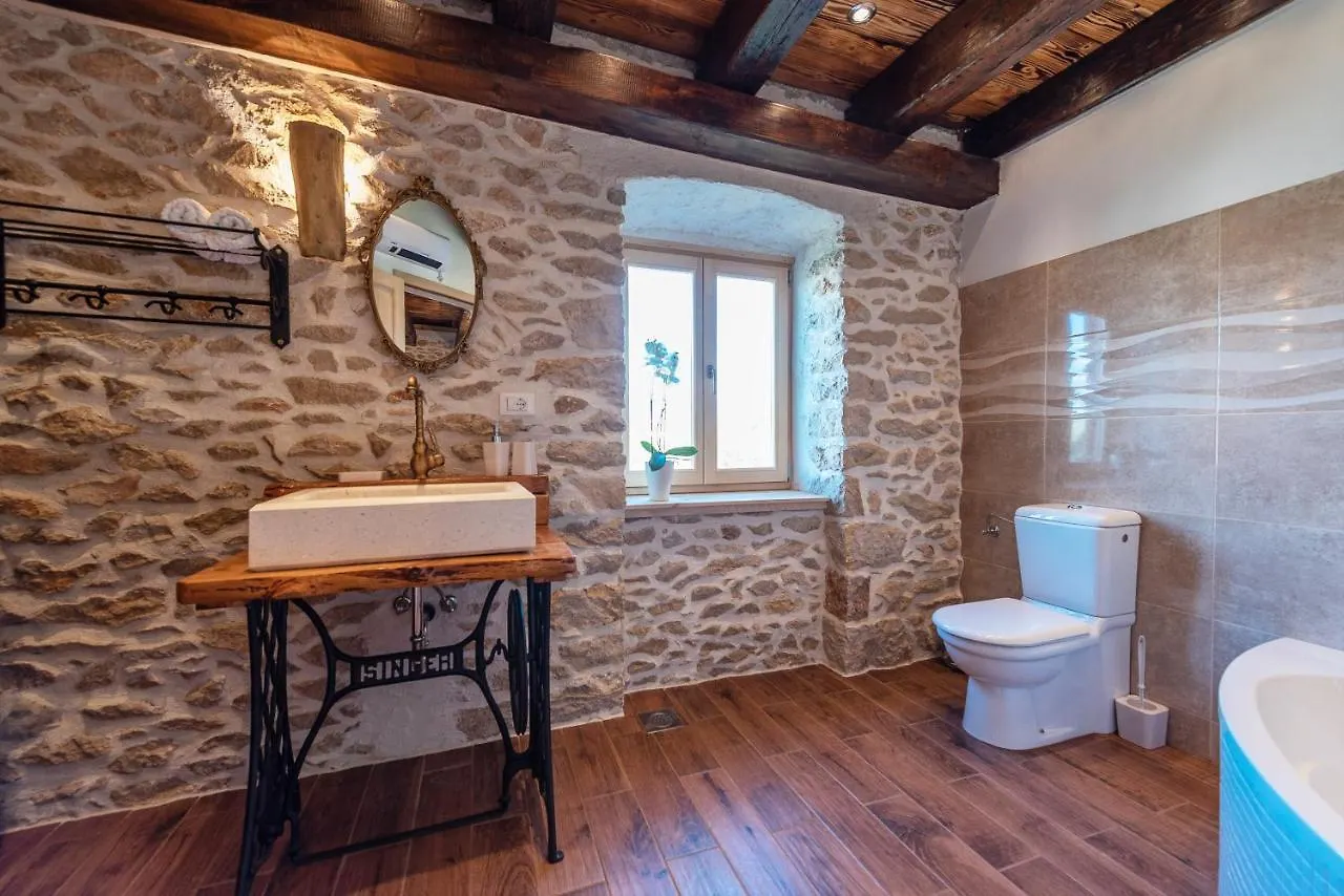 Villa Romantika Dalmacija 닌